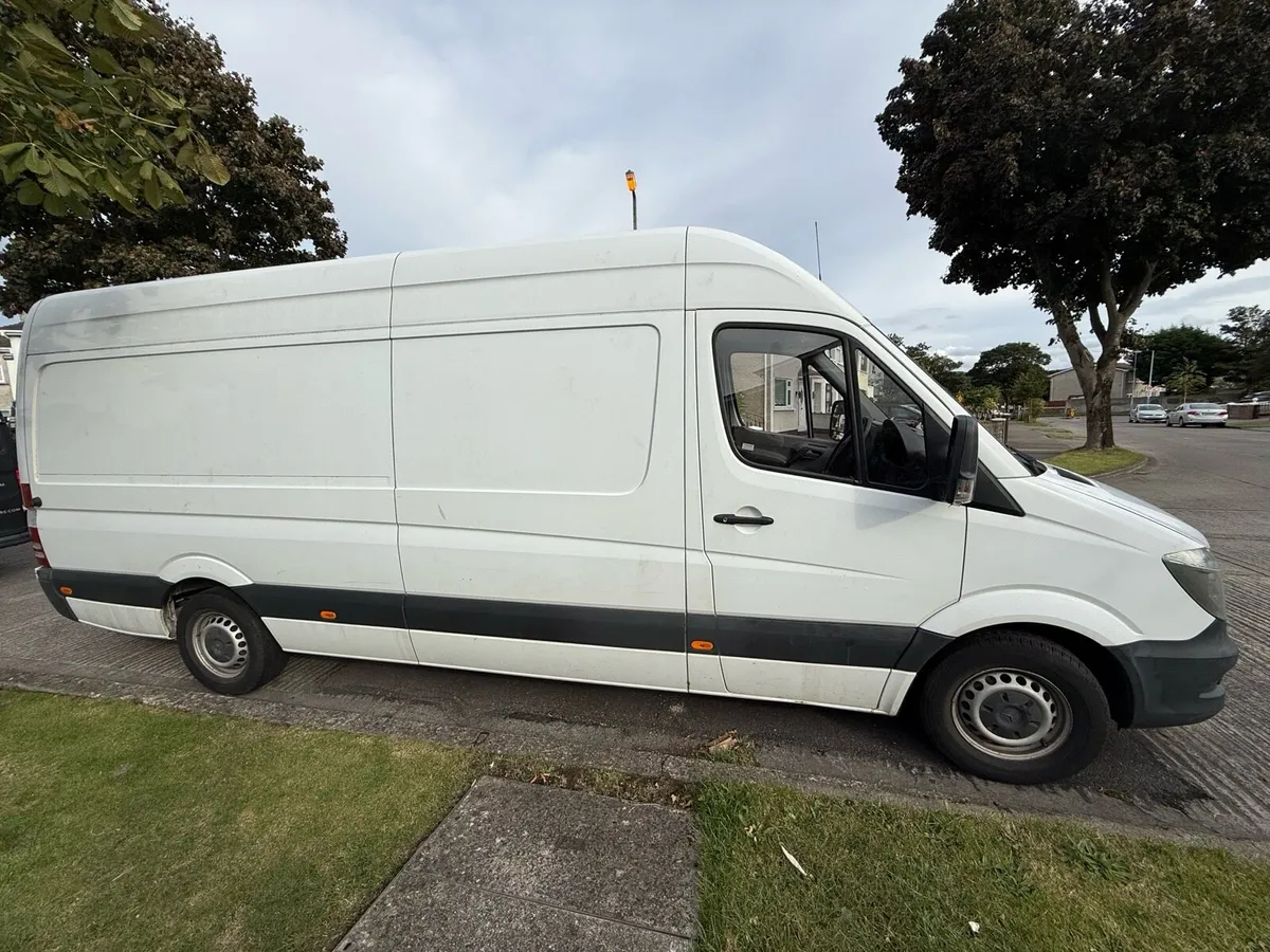 Mercedes Sprinter 2018 long wheel base high roof - Image 2