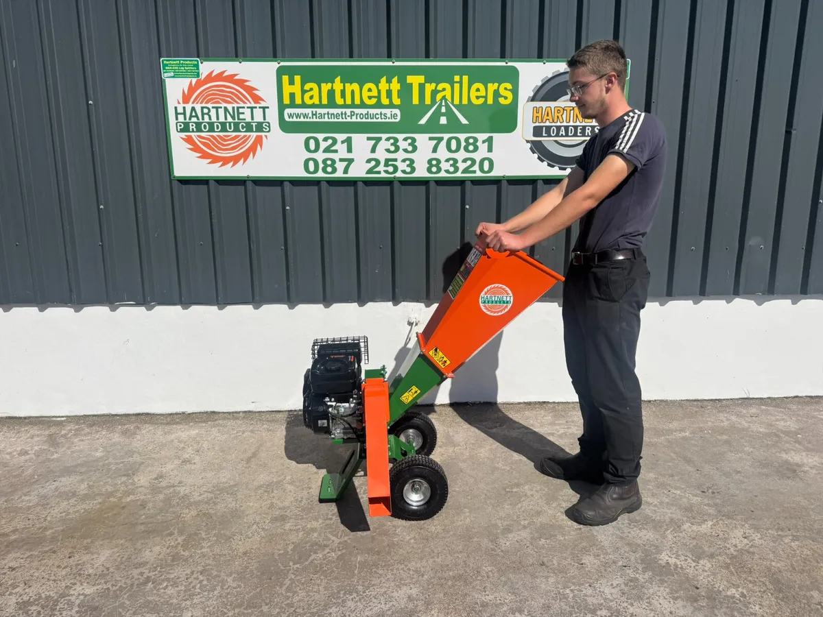 7HP Mini Petrol Wood Chipper - Image 3