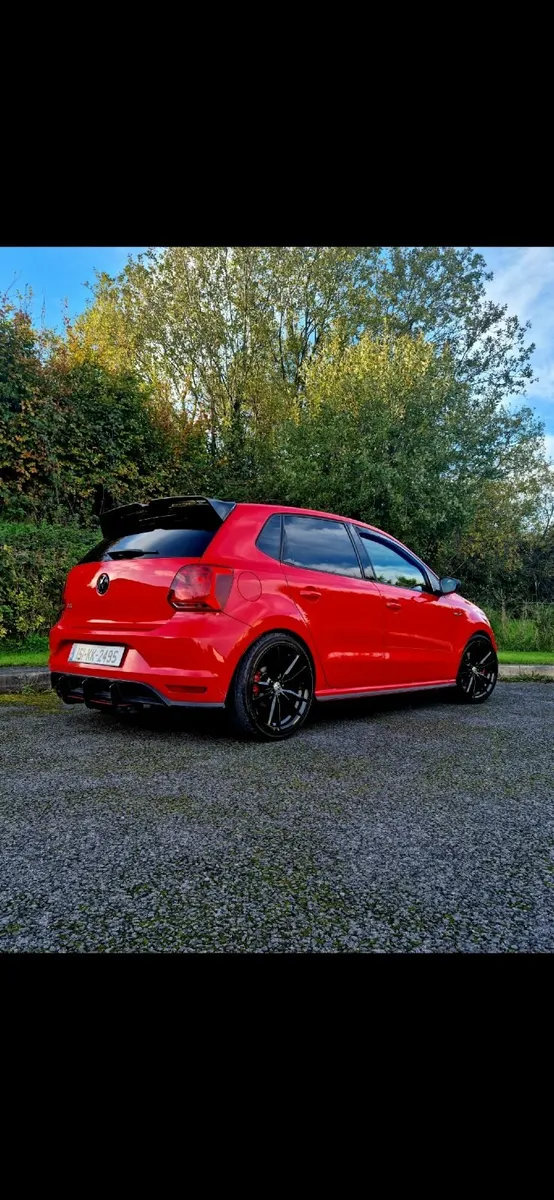 Volkswagen Polo 2015 - Image 1