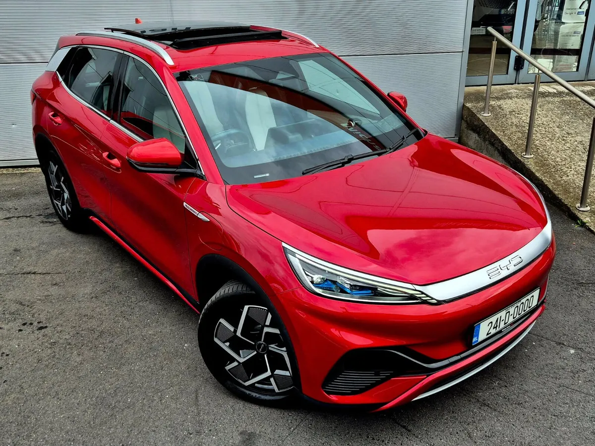 2024 BYD Atto 3 Design, 60kwh, Sunroof, 18" Alloys - Image 3