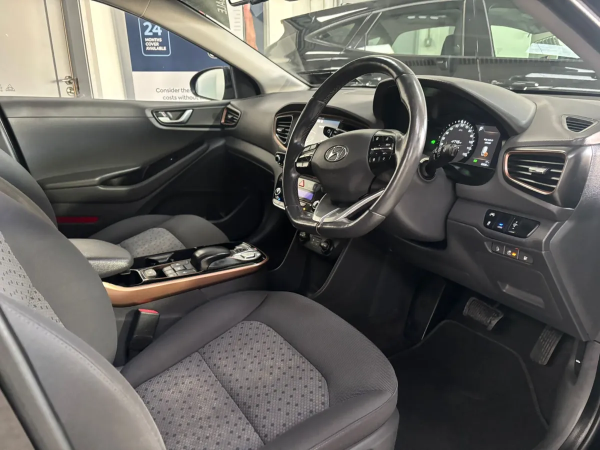 Hyundai IONIQ 2019. PREMIUM. AUTO  EV - Image 3
