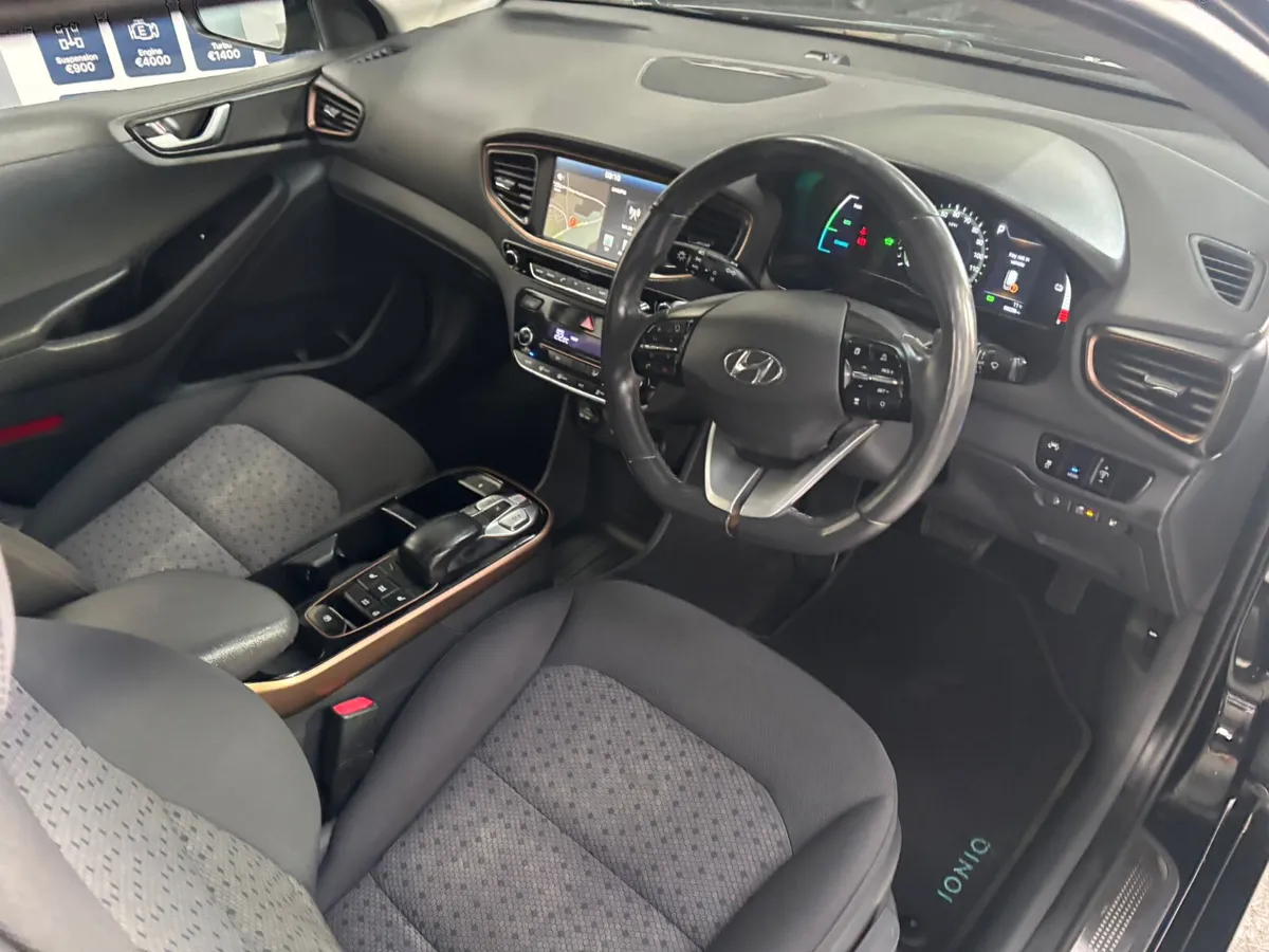 Hyundai IONIQ 2019. PREMIUM. AUTO  EV - Image 4