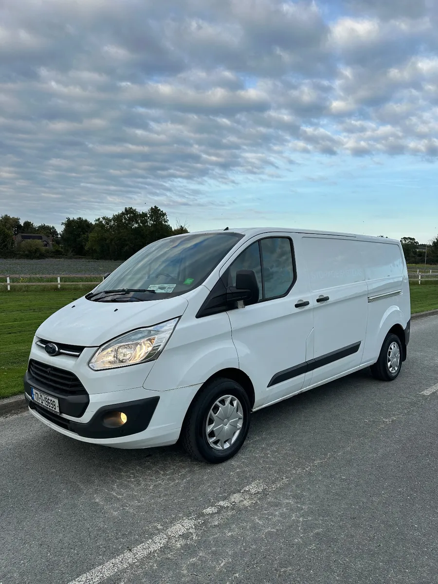 Ford Transit Custom 2.2 2017 DOE 05/26 - Image 1