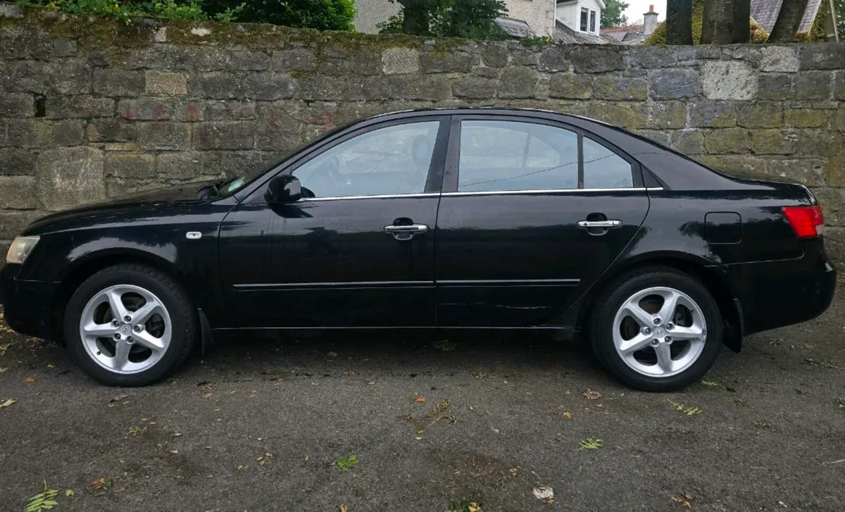 Hyundai Sonata 2.0 CRDI Diesel - Image 2