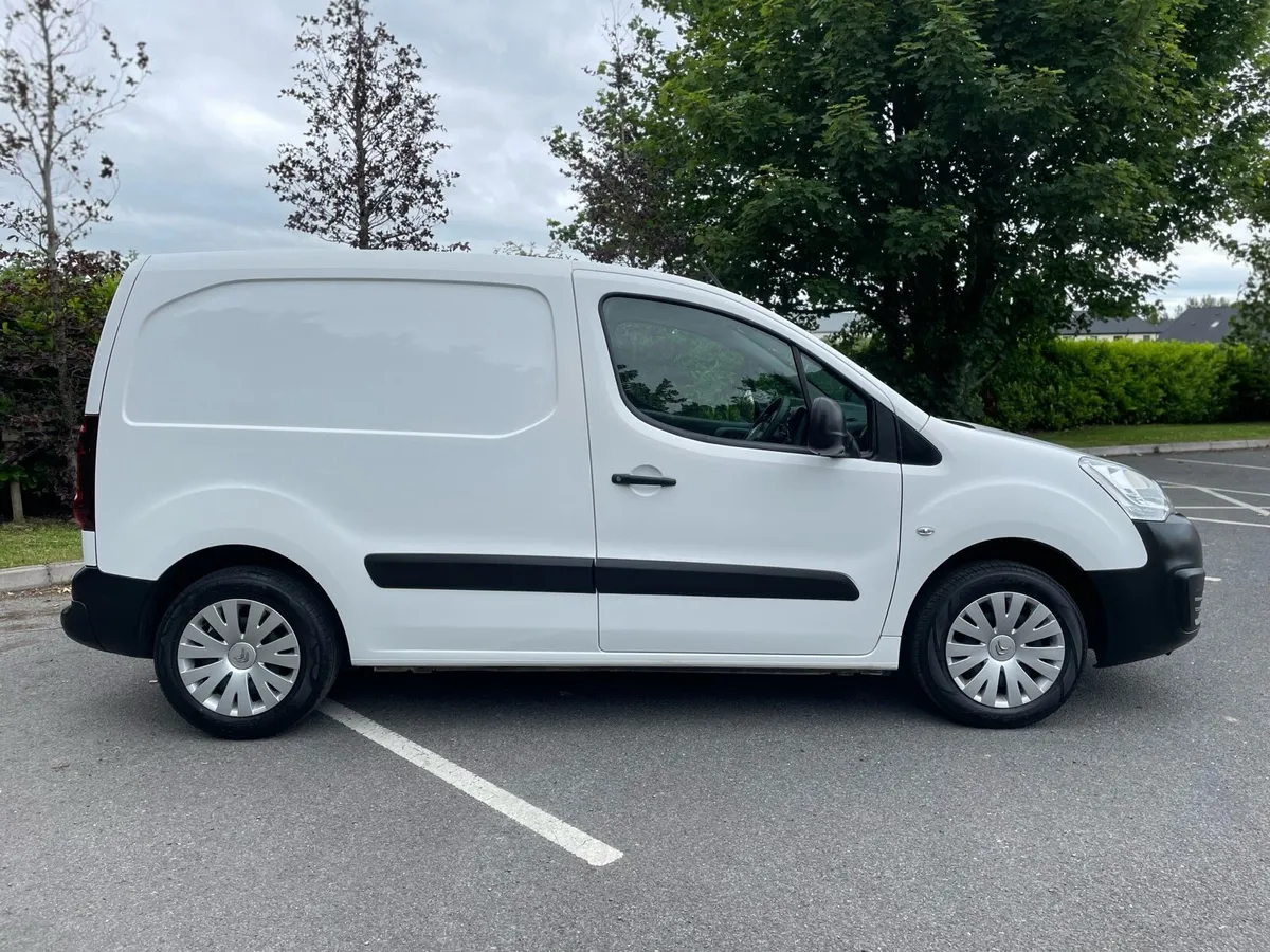 2017 Citroen Berlingo **NEW TEST**NO VAT** - Image 2