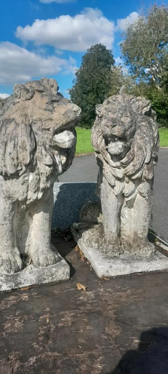 2 Concrete Lion Sculptures - Image 2
