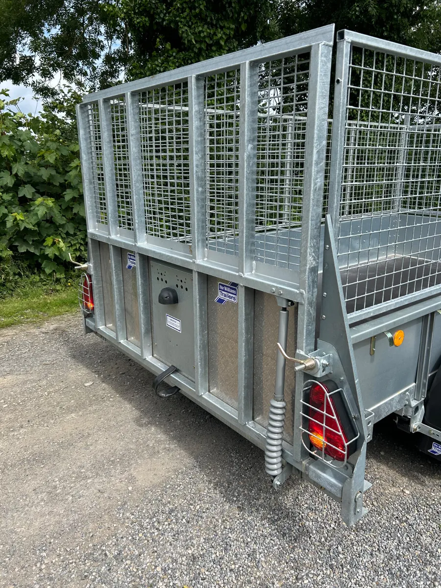 New Ifor Williams 10x5 GD105 with Mesh and Ramp - Image 4