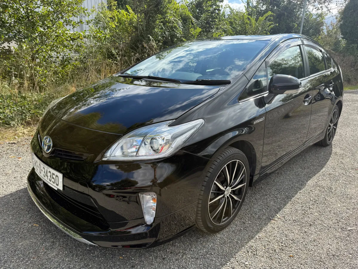 Toyota Prius - Image 2