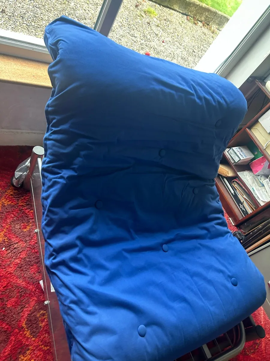 Futon - Image 2