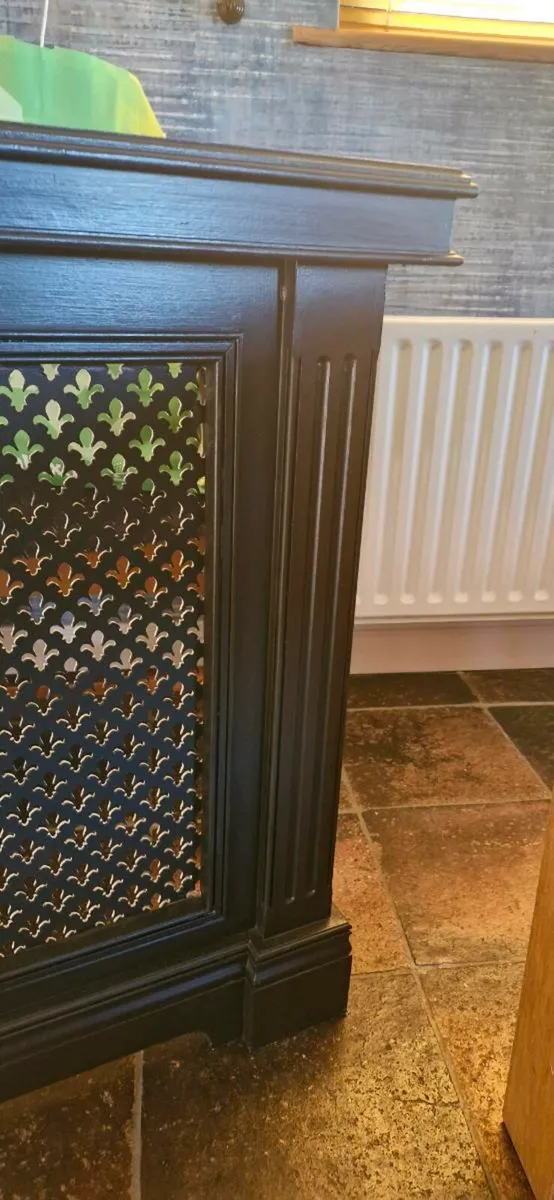Radiator cover - Image 2