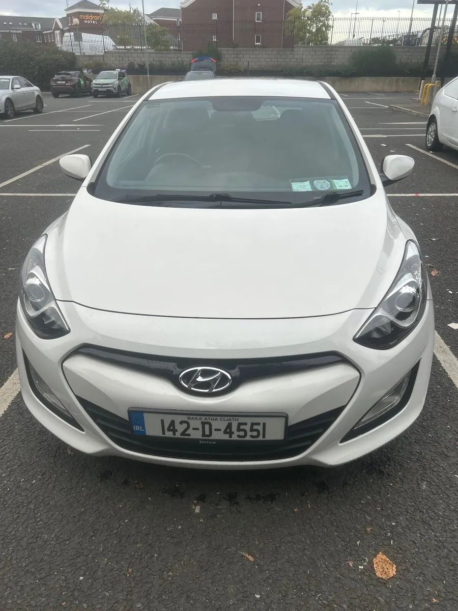 Hyundai i30 2014 - Image 2