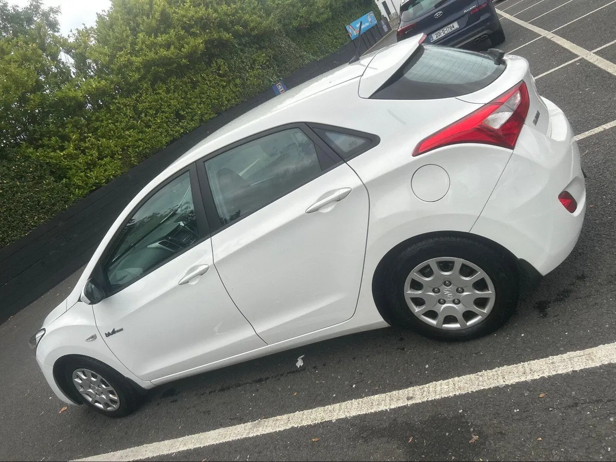 Hyundai i30 2014 - Image 3
