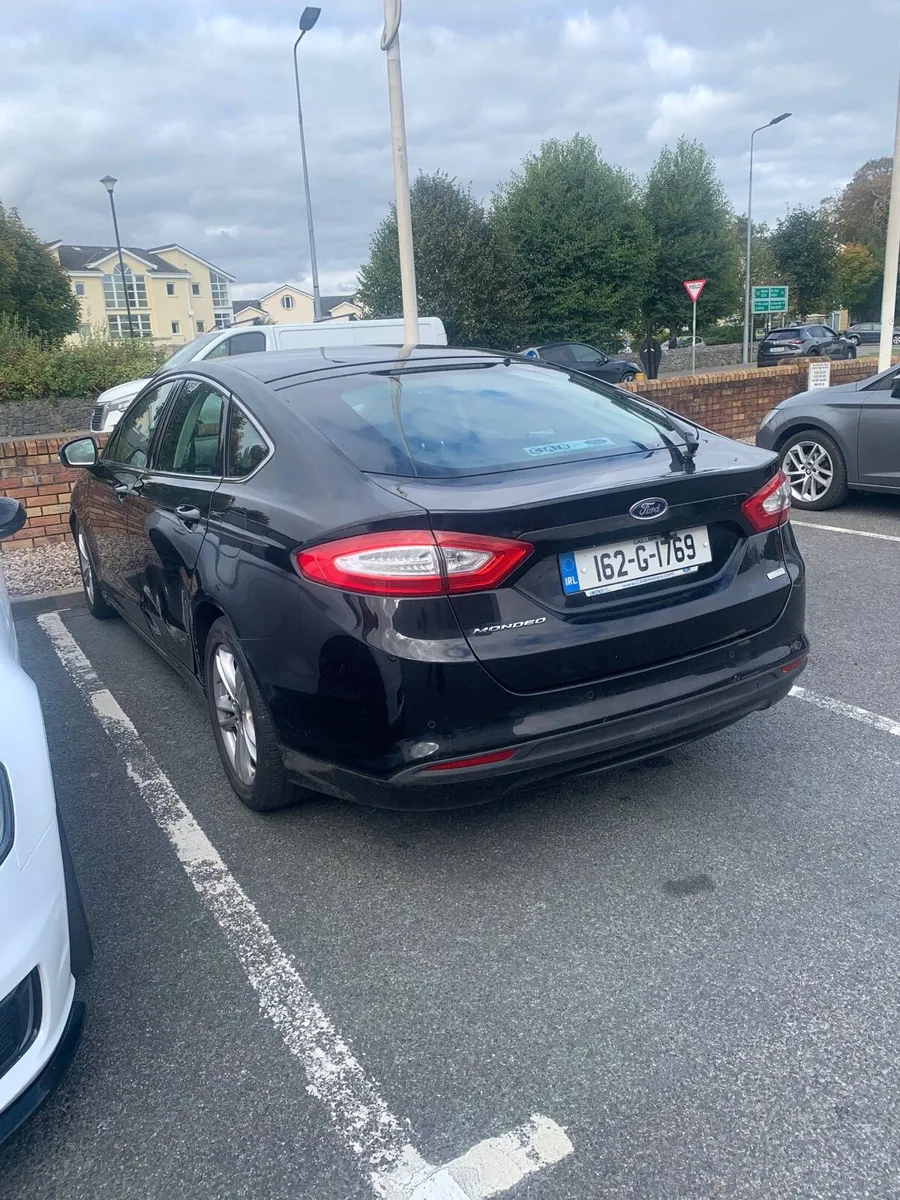 162 Ford Mondeo 180k light damage drive away - Image 1