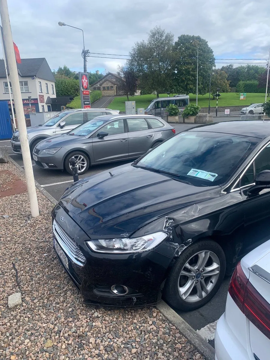 162 Ford Mondeo 180k light damage drive away - Image 3