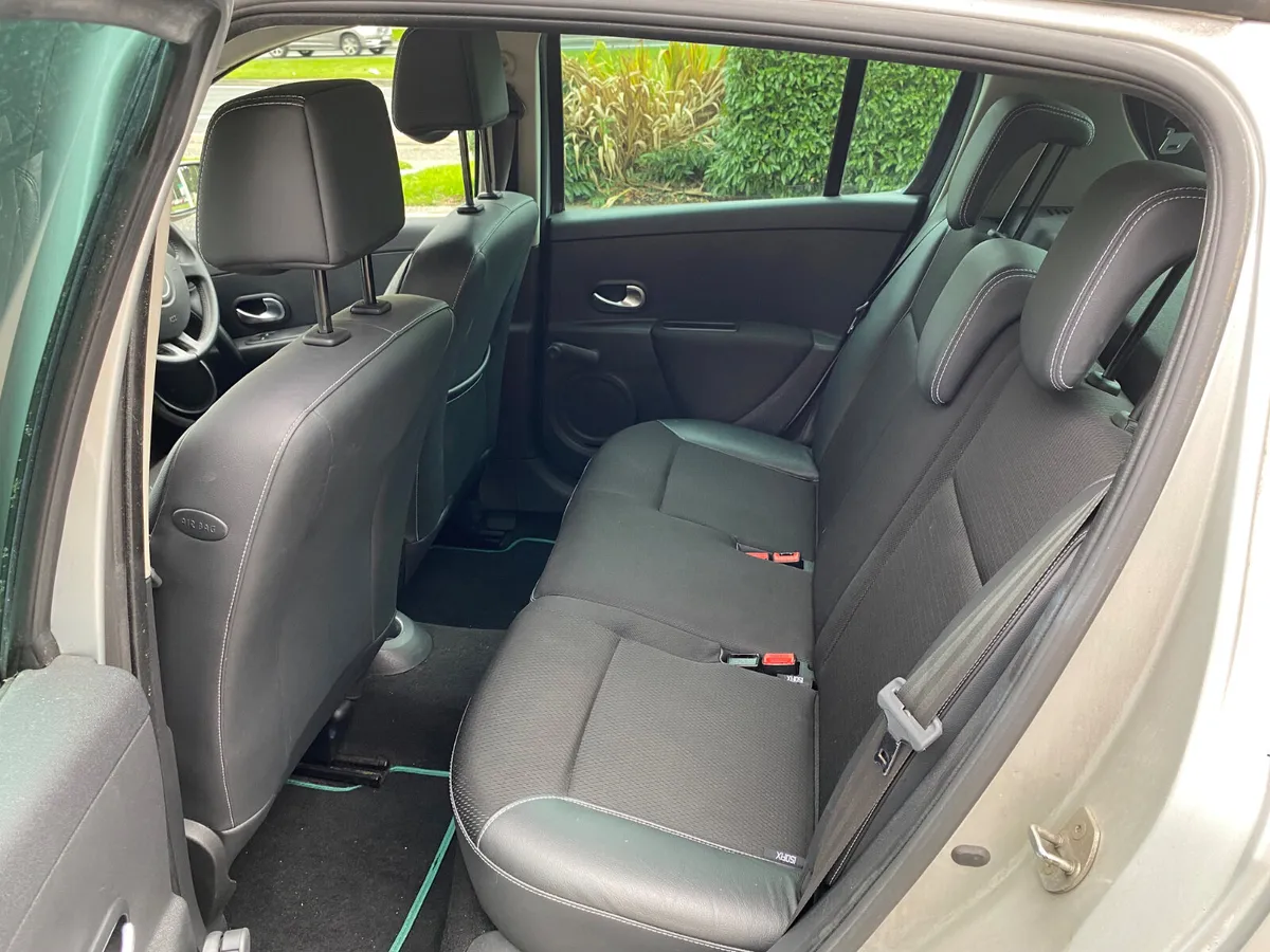 Renault Clio - 08725558536 - Image 4