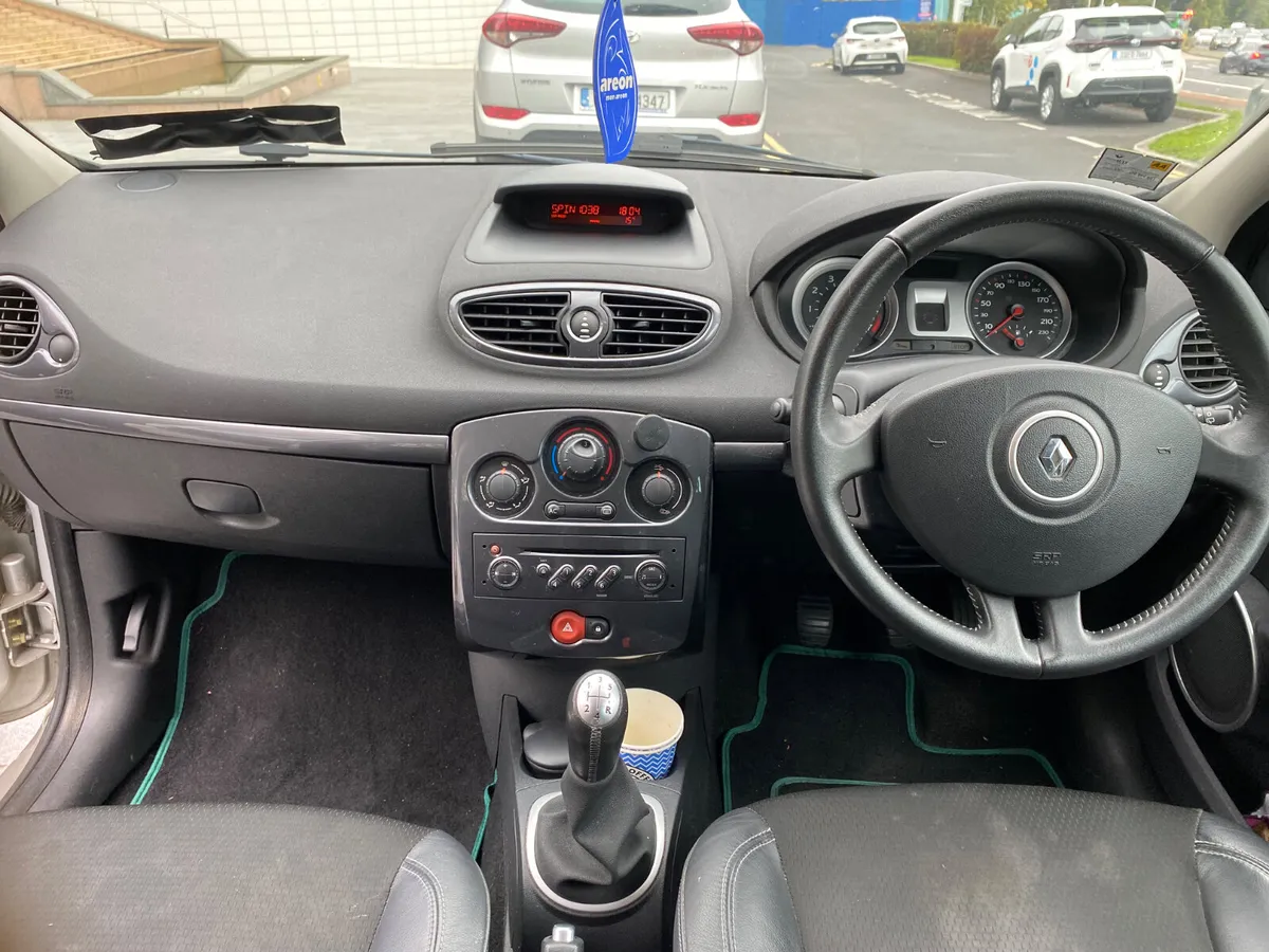 Renault Clio - 08725558536 - Image 3