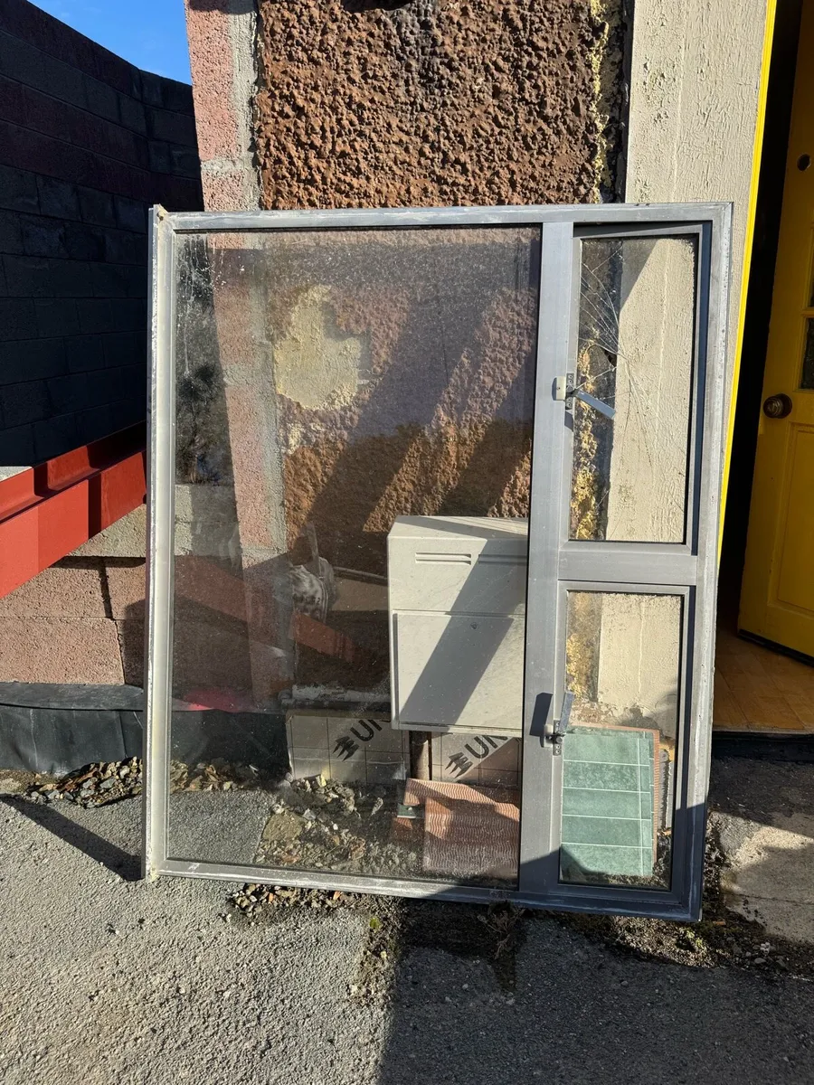 Aluminium window