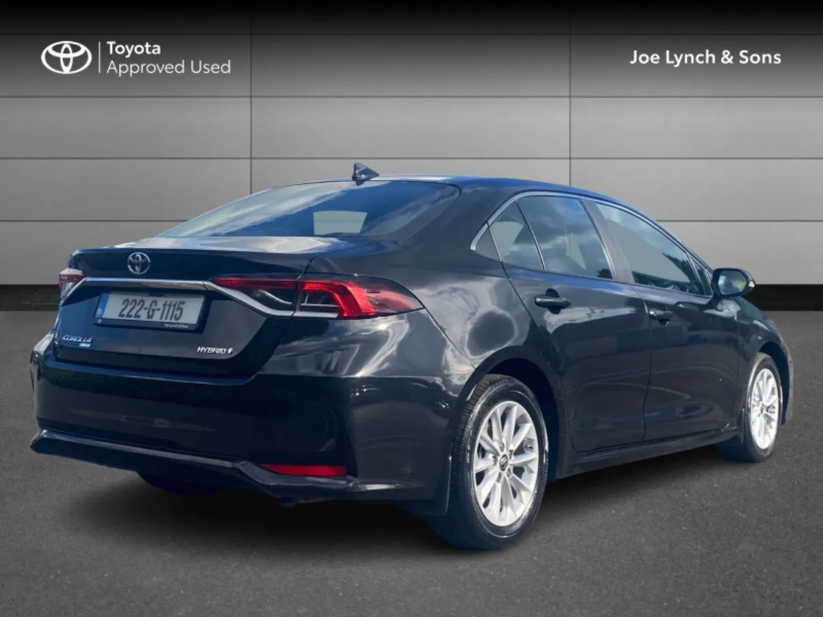Toyota Corolla COROLLA HYBRID LUNA - Image 2