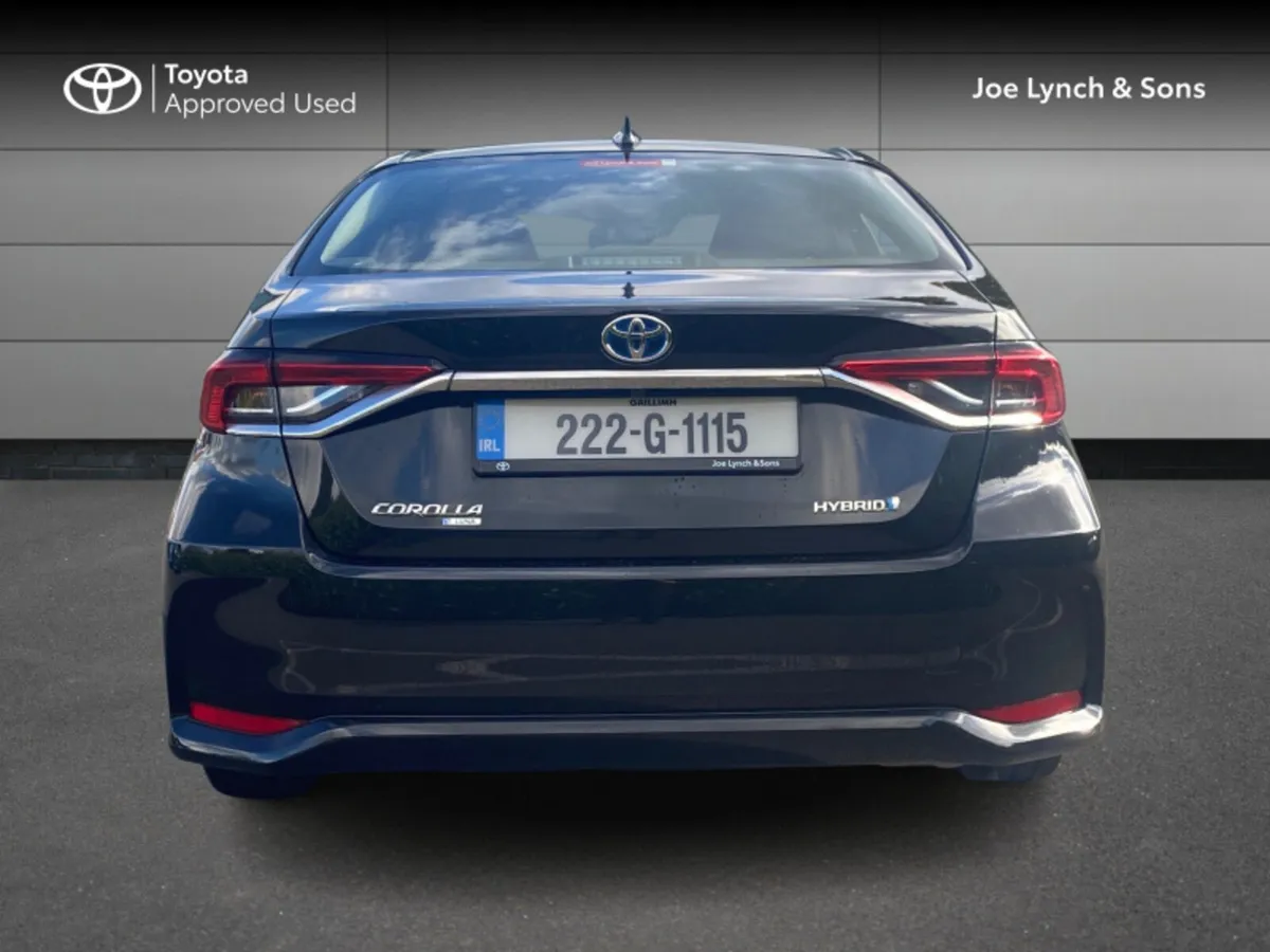 Toyota Corolla COROLLA HYBRID LUNA - Image 4