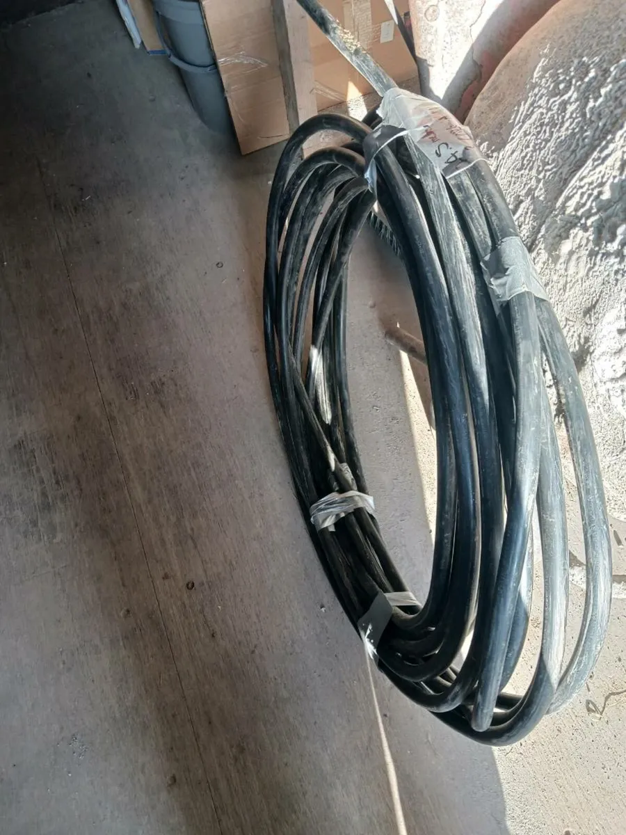 Armoured cable