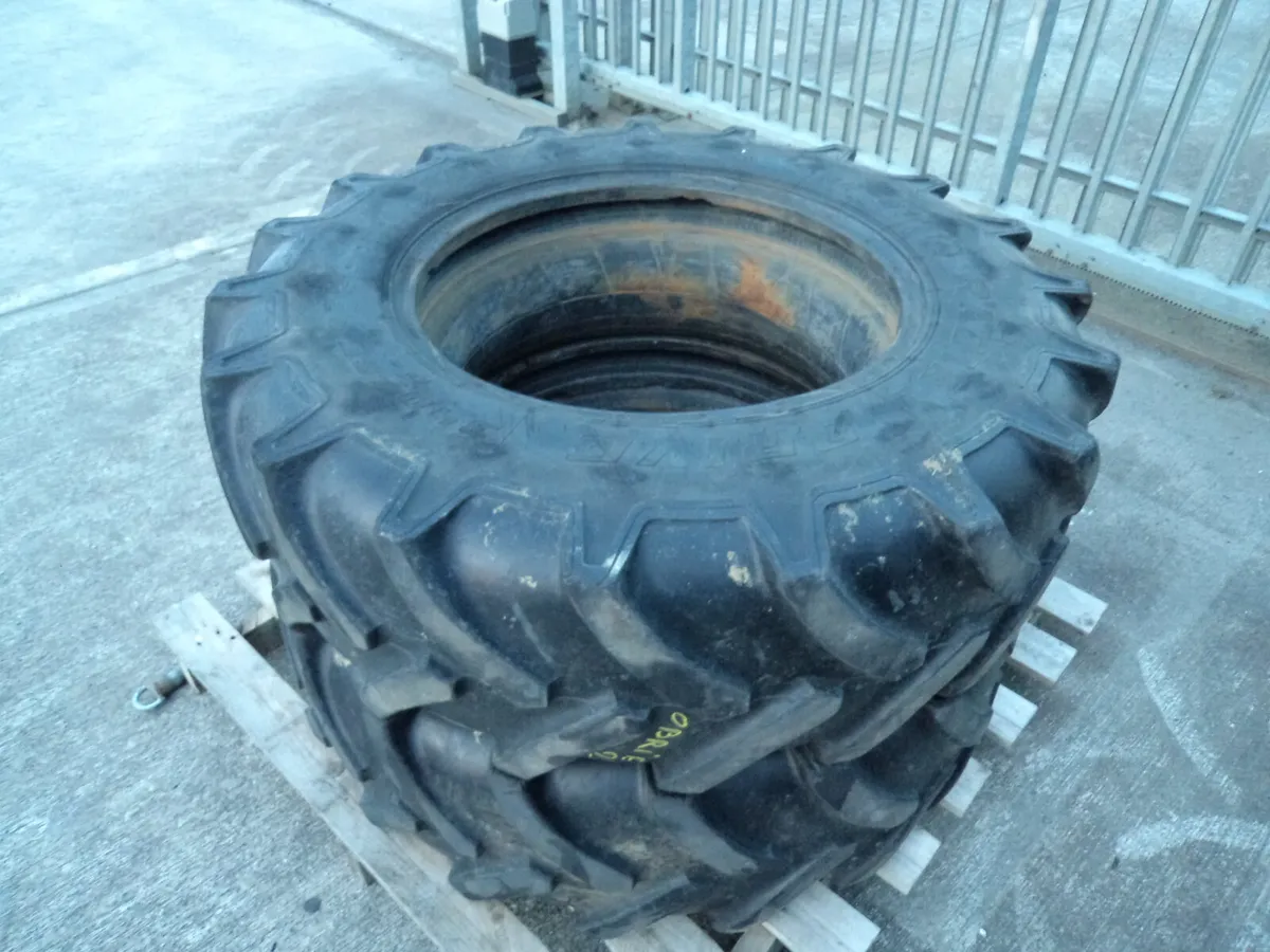 2 x Mitas Tyres - Image 4