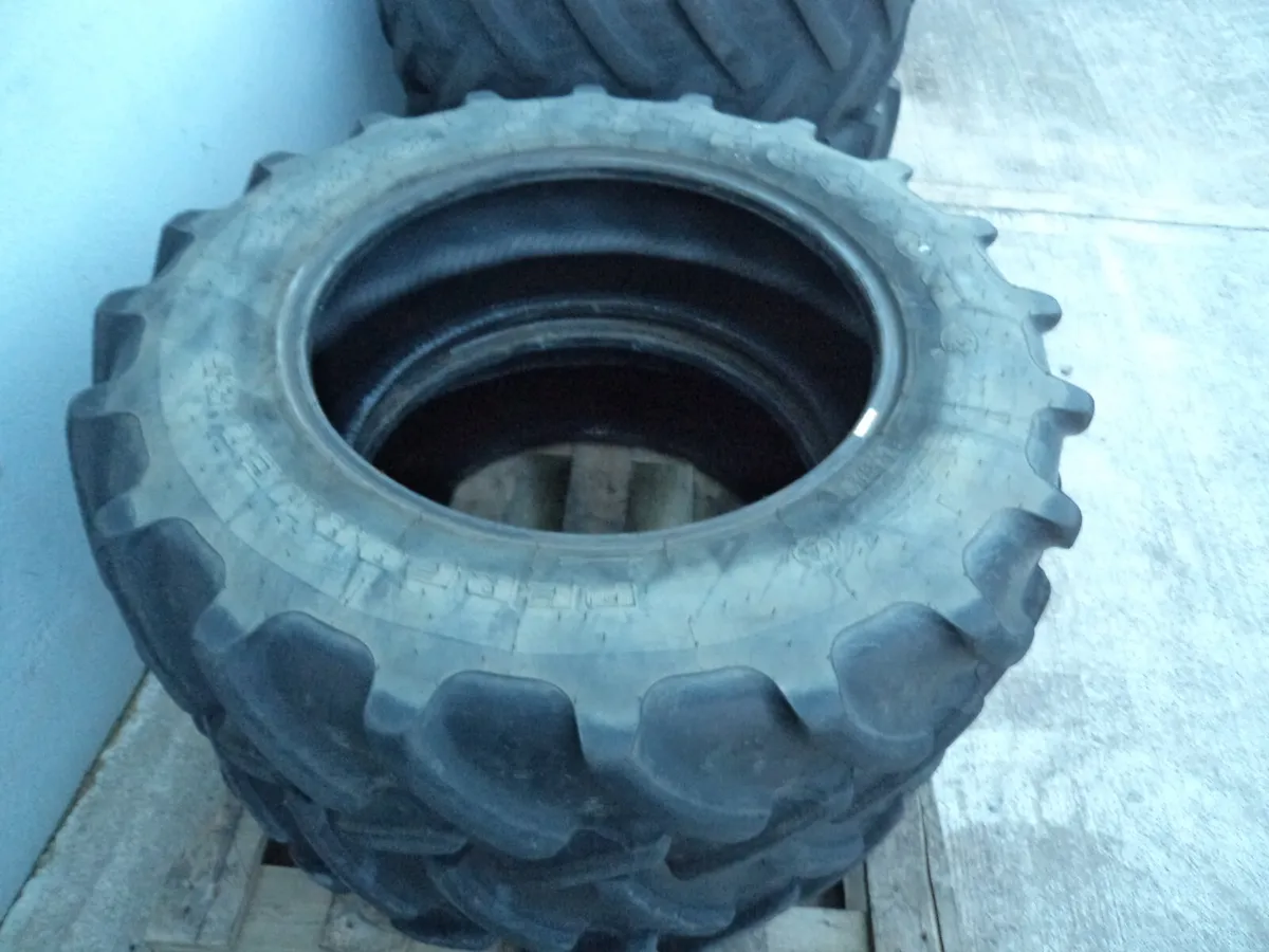 2 x Firestone Tyres - Image 2