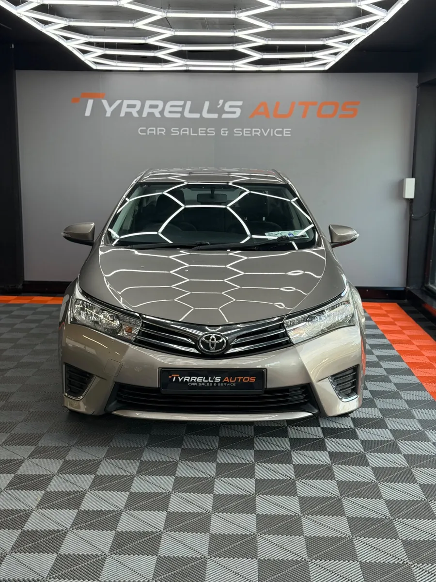 Toyota Corolla Terra 1.3 Petrol "LOW KMS" 2016 - Image 2