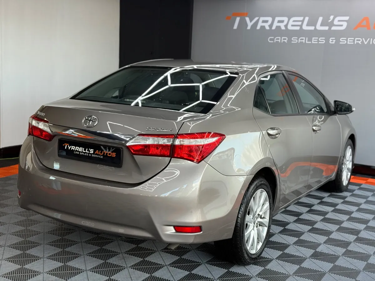 Toyota Corolla Terra 1.3 Petrol "LOW KMS" 2016 - Image 4