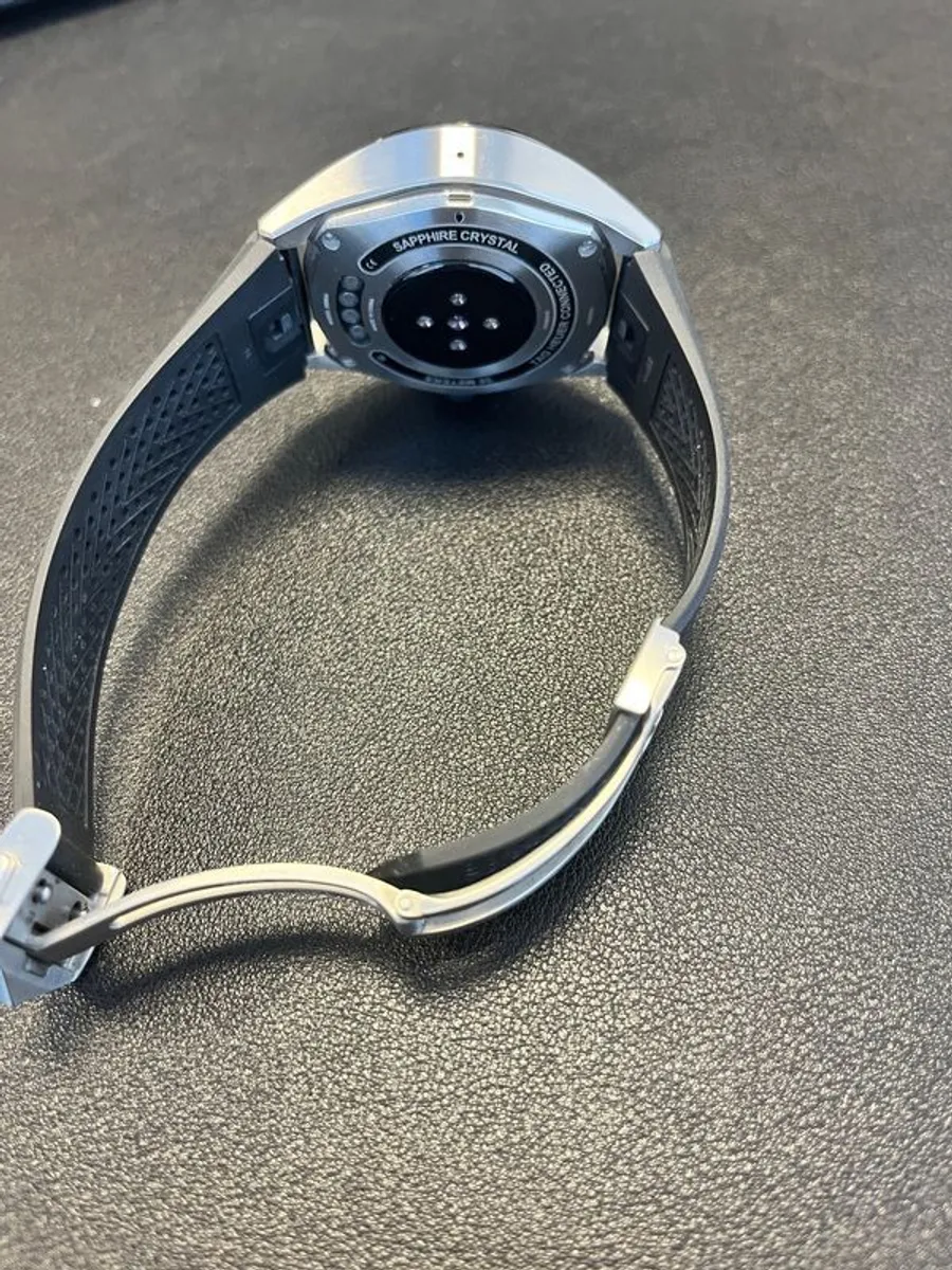 Tag Heuer E4 Connected 45mm - Image 4