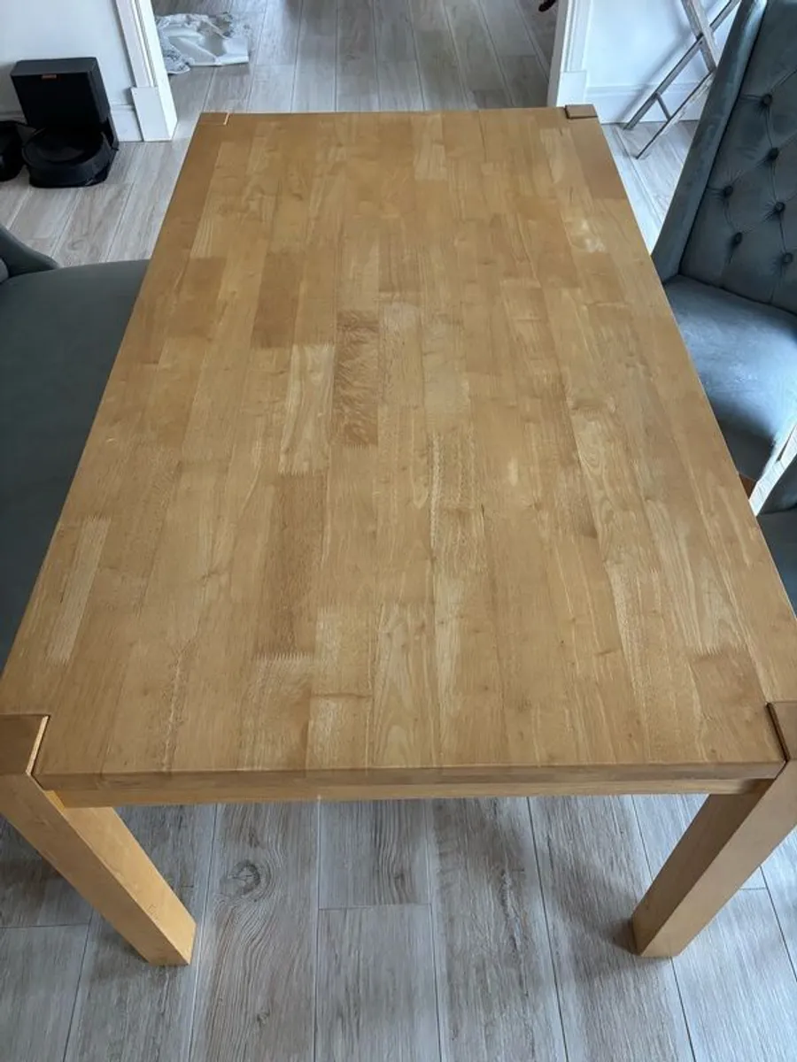 Table and chairs for sale - Image 3