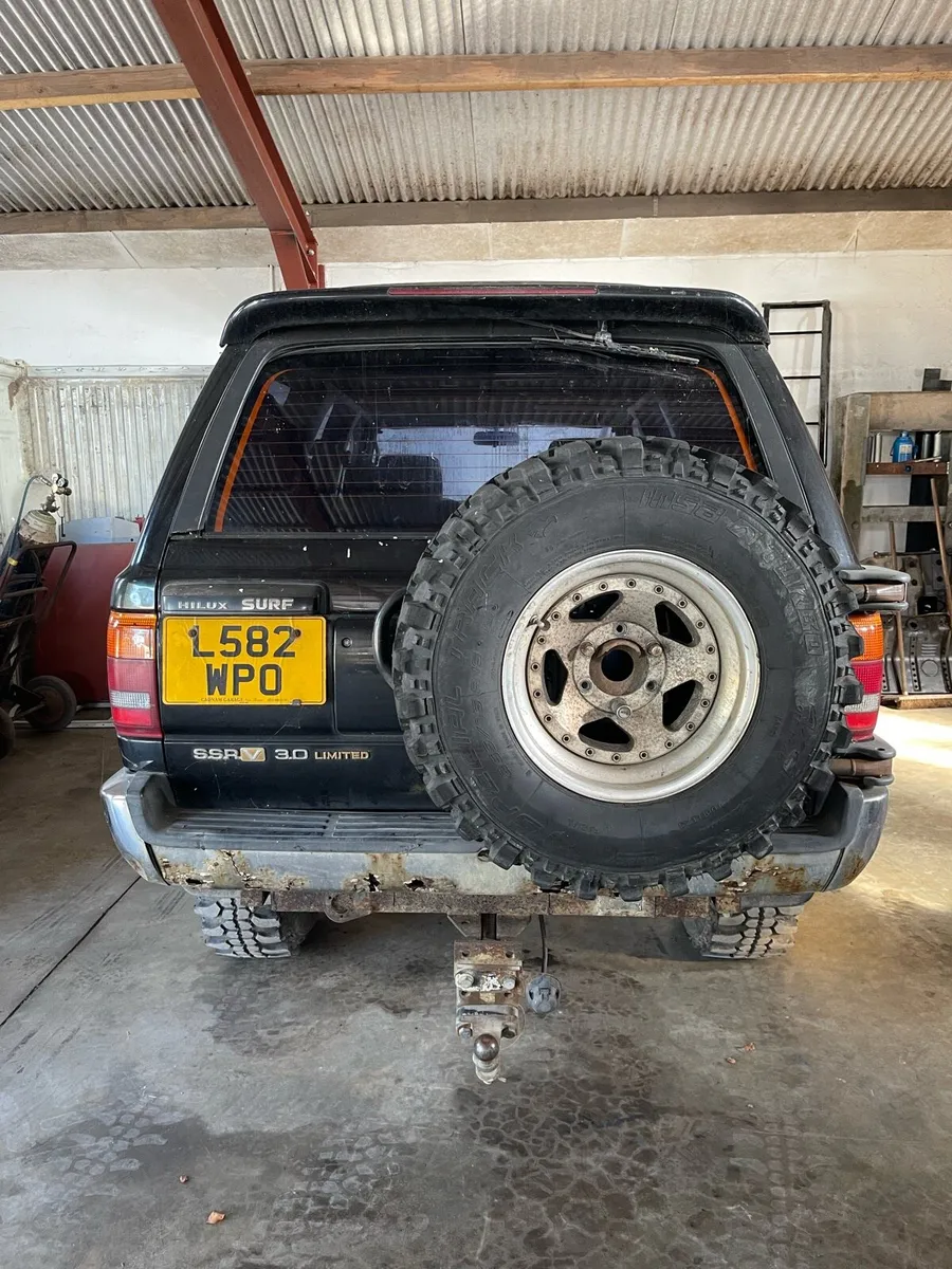 1993 toyota hilux surf 3.0TD - Image 3