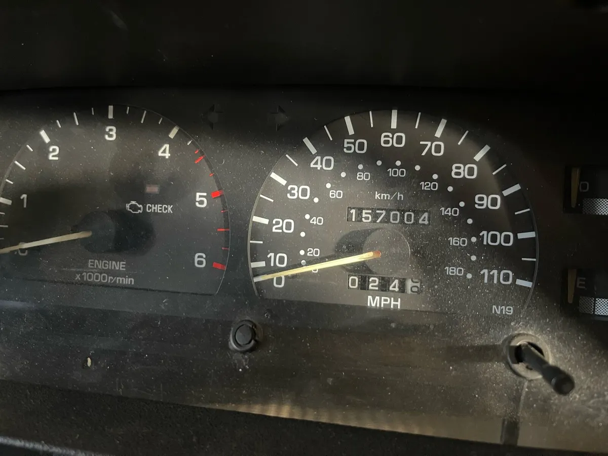 1993 toyota hilux surf 3.0TD ( like landcruiser ) - Image 3