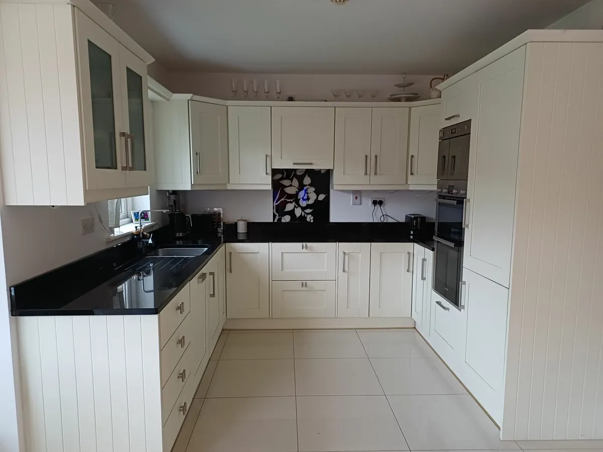 Kitchen - Image 1