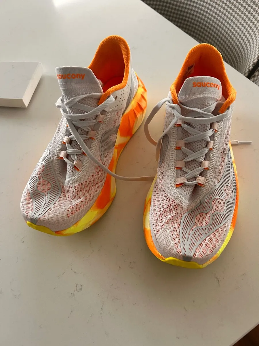 Running shoes - Image 3