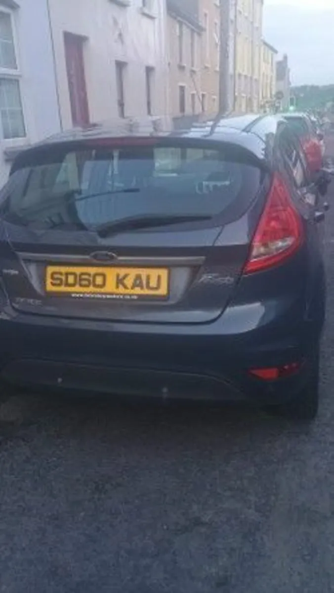 2010 November ford fiesta - Image 3