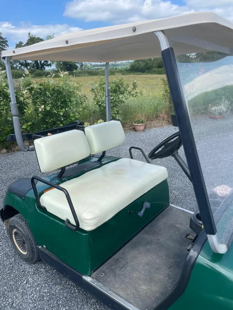 Yamaha Golf Buggy & Trailer - Image 3
