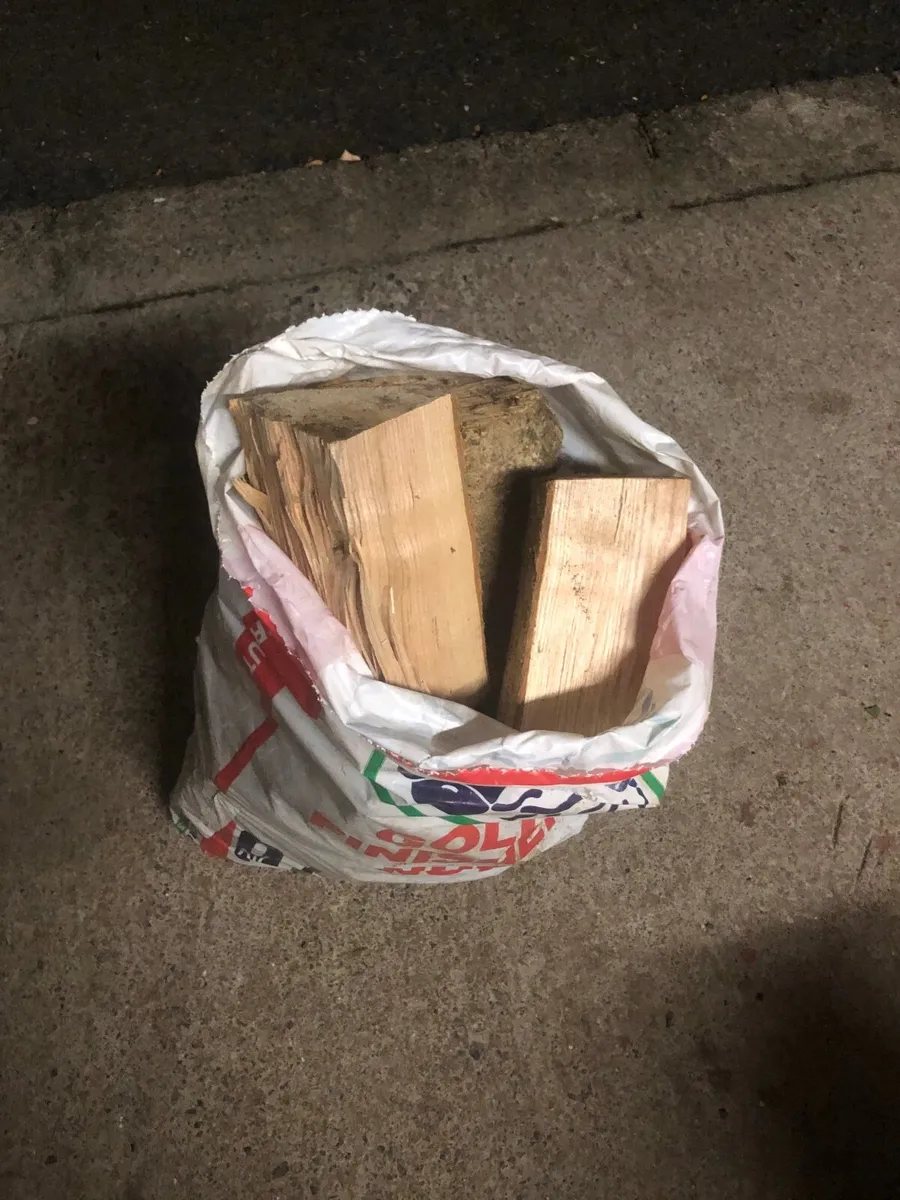 Hardwood sticks - Image 1
