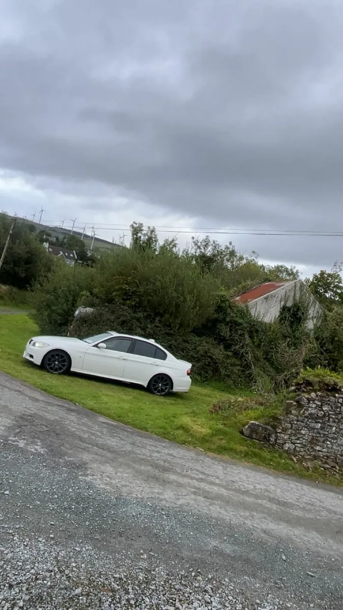 Bmw 318i m sport e90 - Image 1