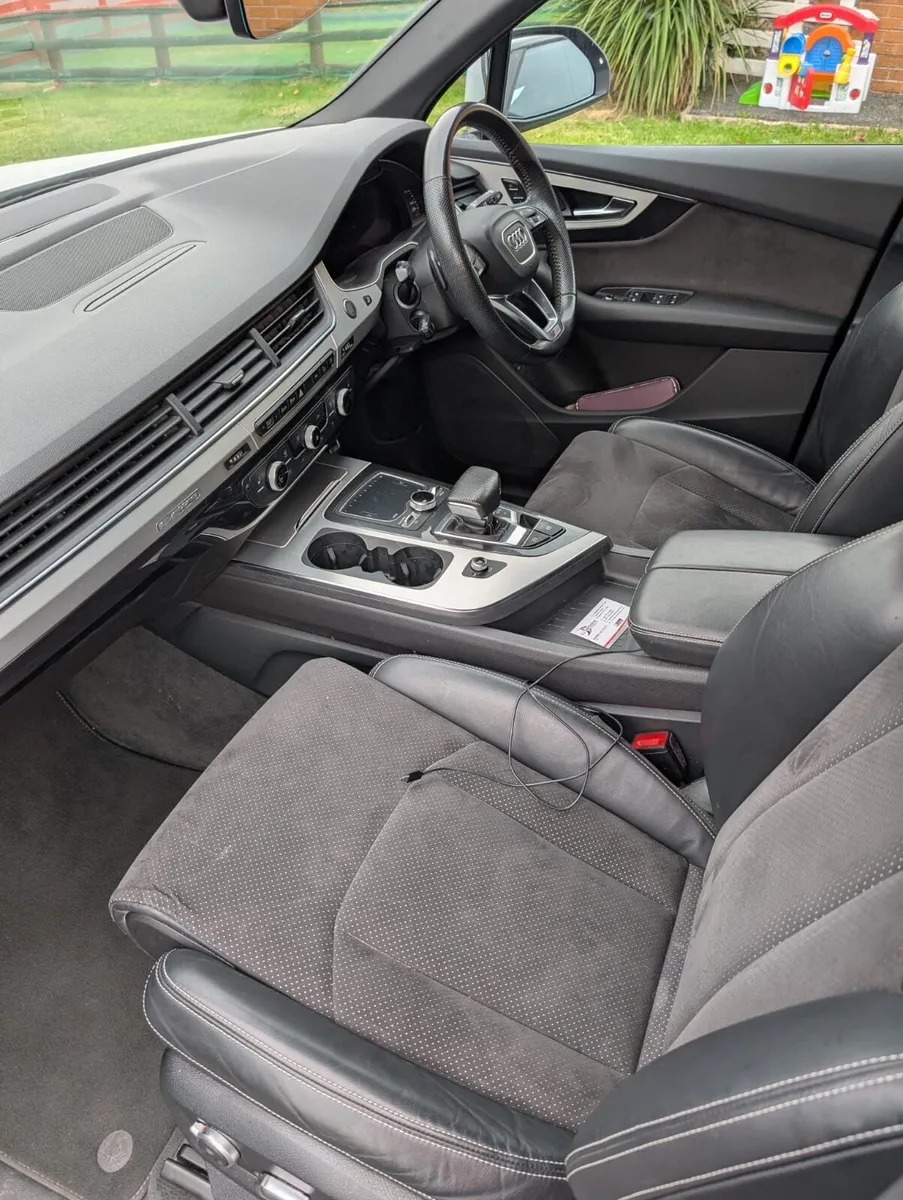 Audi Q7 2019 - Image 2