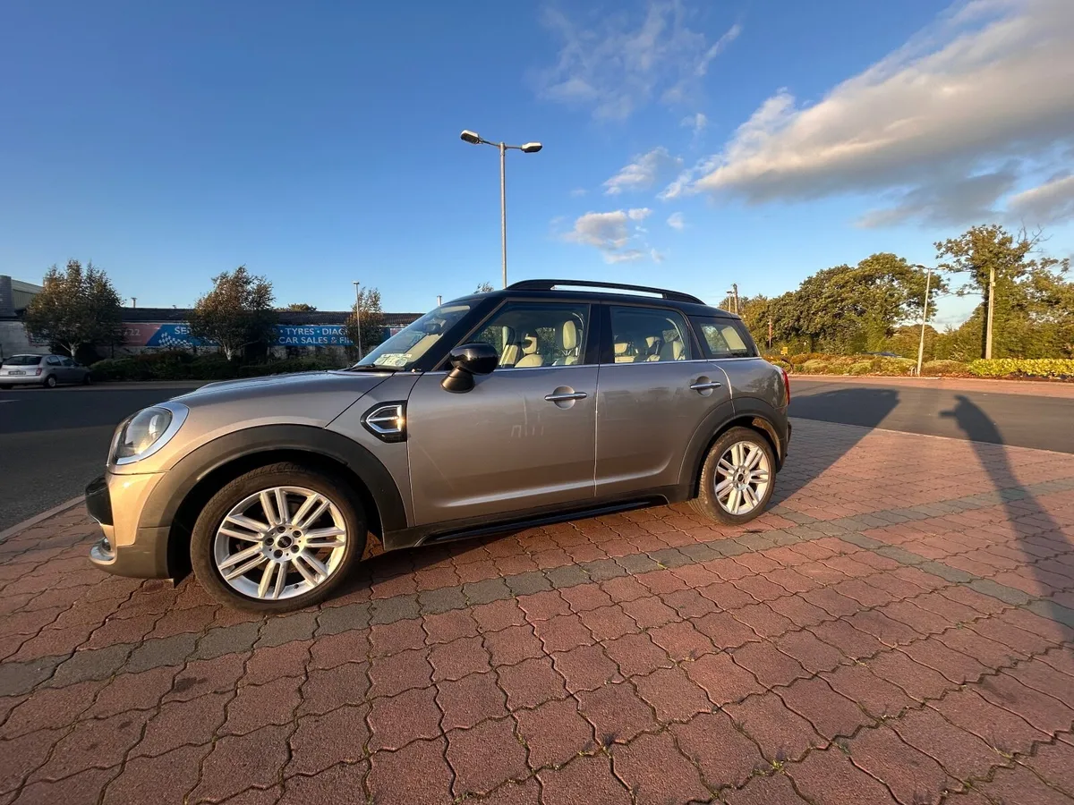Mini Countryman 2019 - Image 2