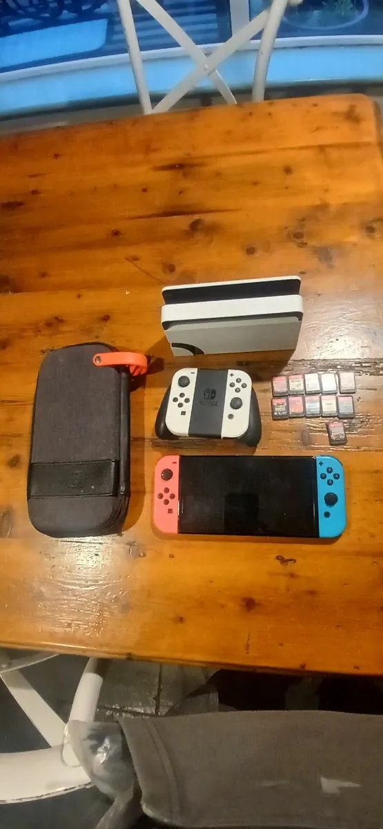Nintendo Switch - Image 2