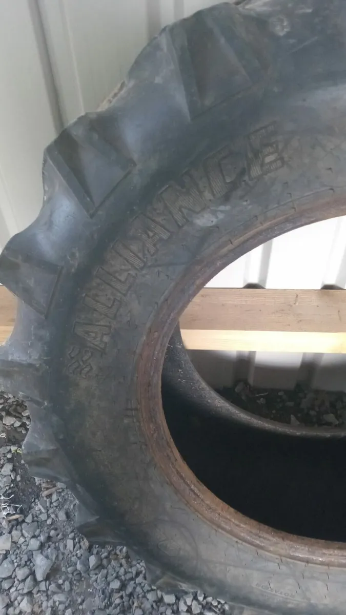 Tractor - Image 3