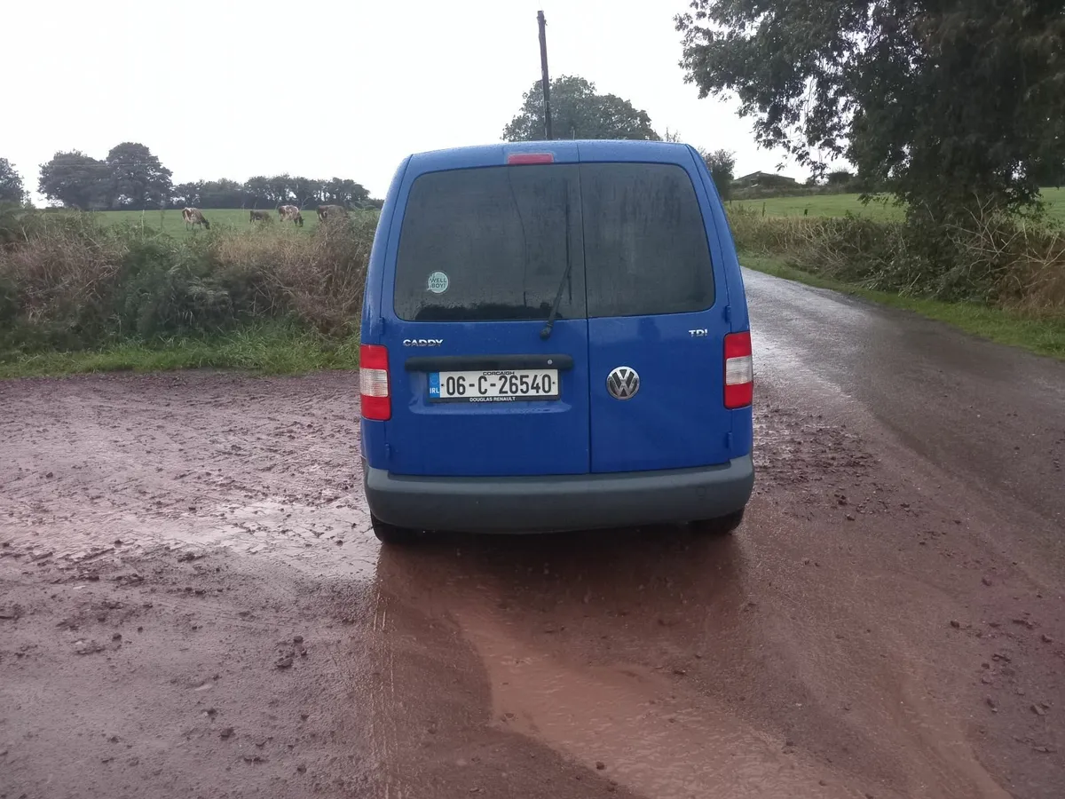 Volkswagen Caddy van 2006 1.9tdi new doe - Image 3