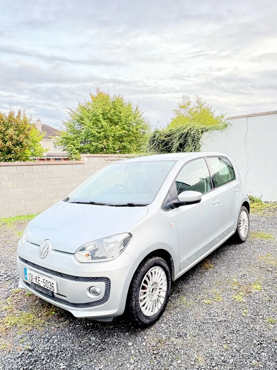 Volkswagen Up 131 Automatic [Mint] - Image 2
