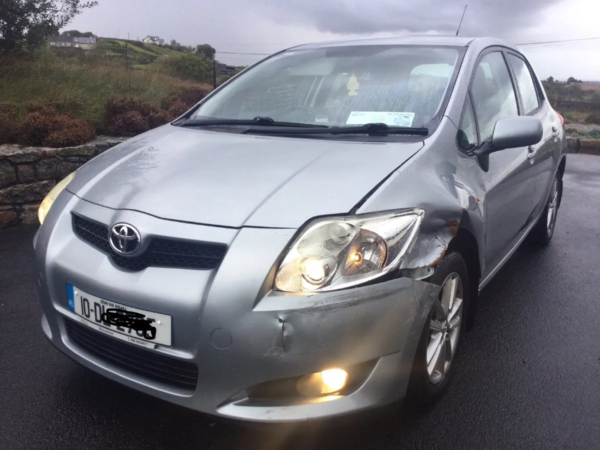 Toyota Auris - Image 2