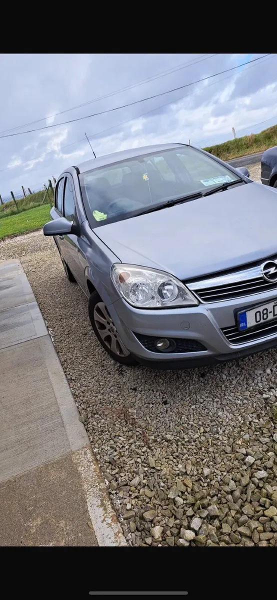 Opel Astra 2008 - Image 2