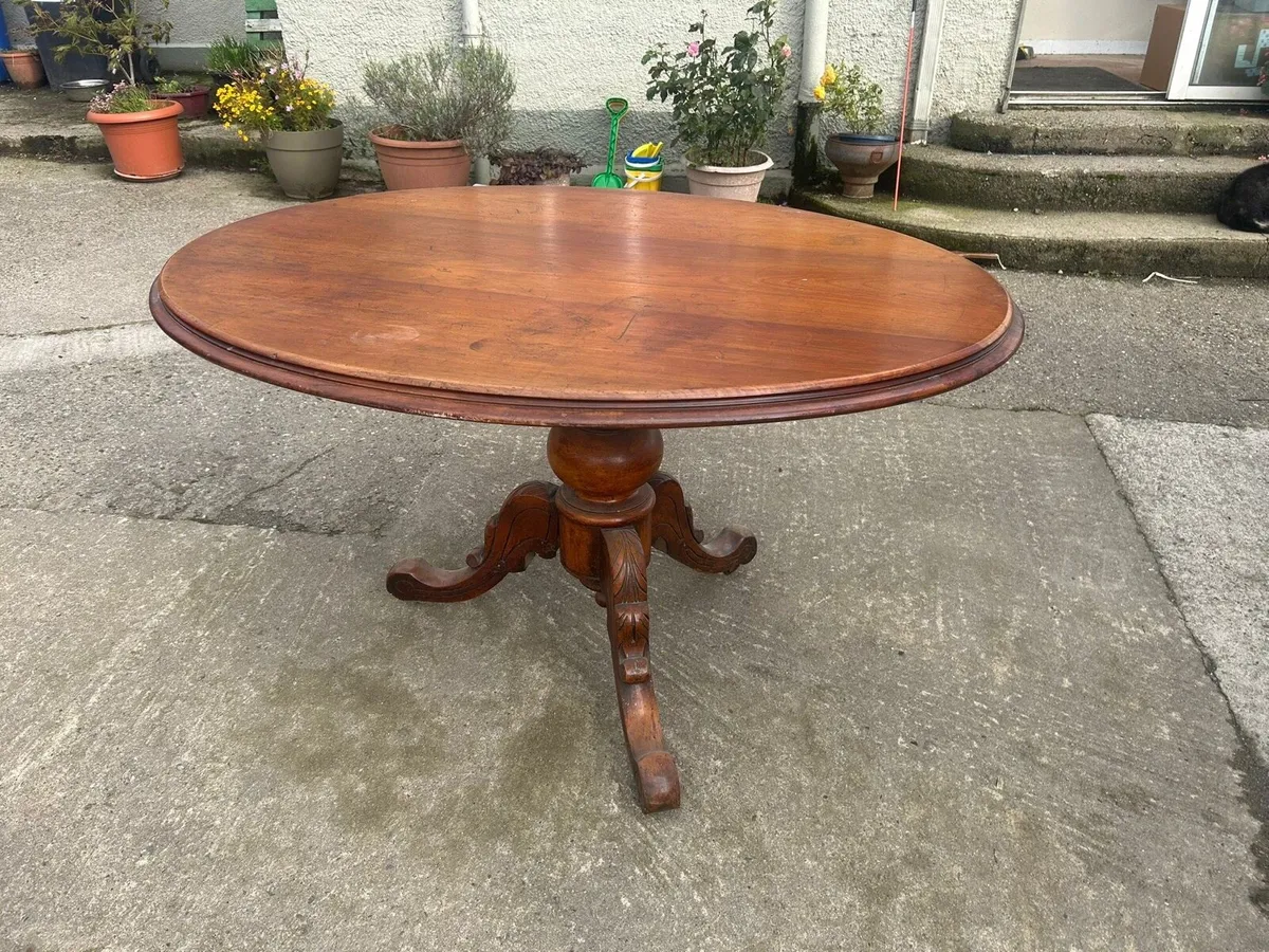 Oval Kitchen Dining table - Image 1