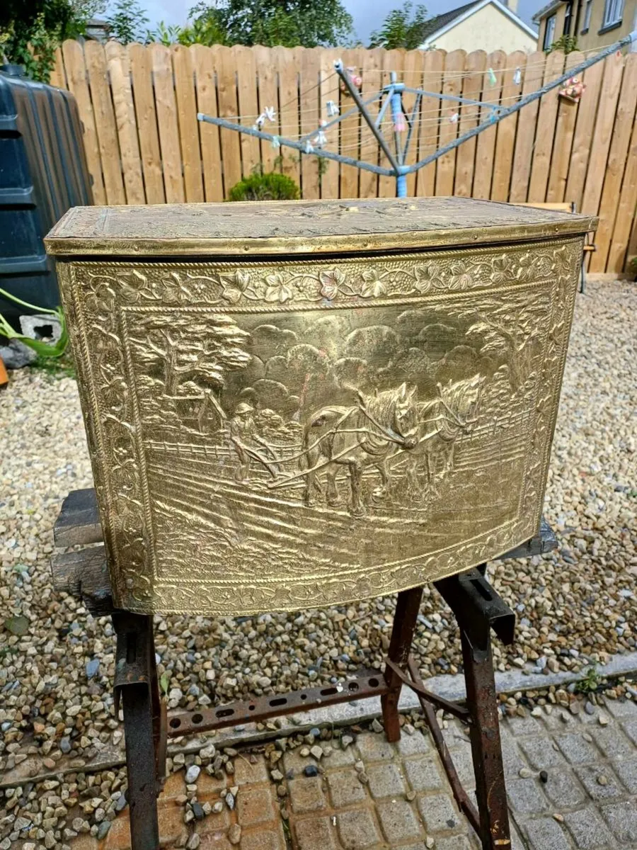 Vintage Brass Turf Box - Image 1