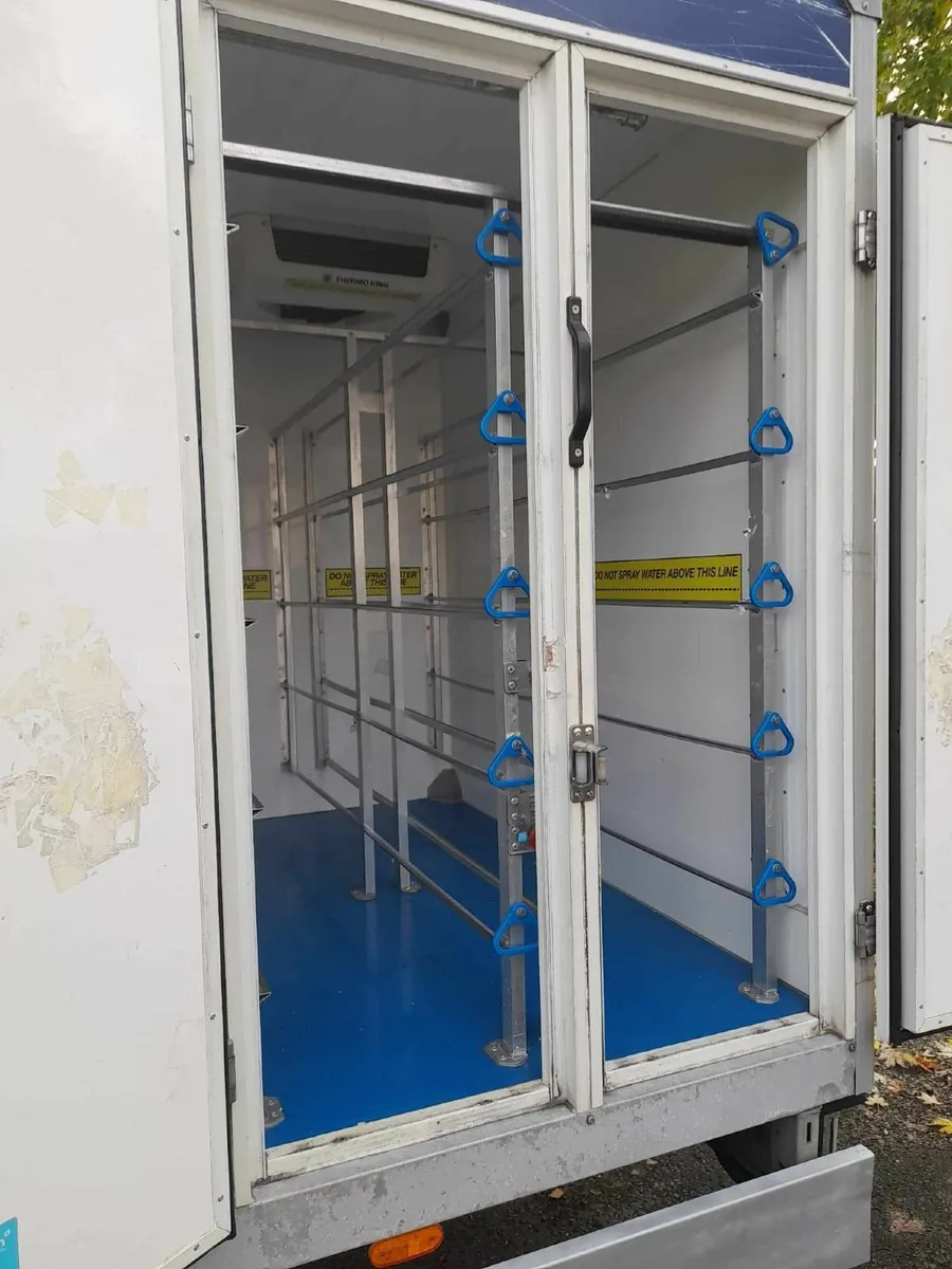 2016 Iveco Daily 2.3 – Automatic, Fridge Box - Image 3
