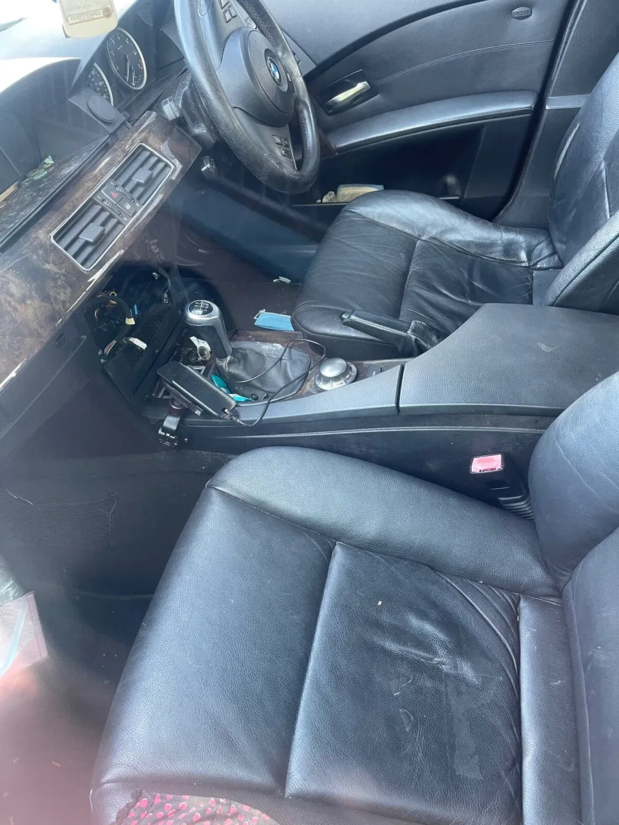 Car - Image 2